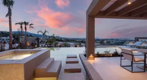 Maravilla Luxury Living & Spa - Image 3