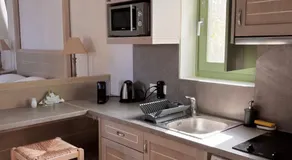 Alona Luxury Villas - Image 3