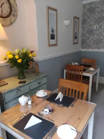 Melbourne Guest House - Image 2