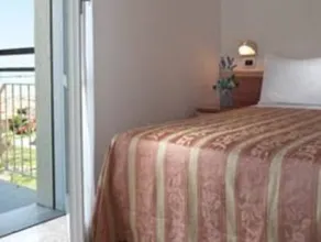 Hotel Atlas - Image 2
