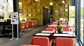 Prestige Yacht Resort Budapest - Image 5