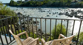 Four Seasons Riverside - Image 4
