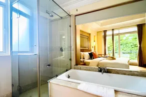 Hotel Inaya Suites - Rooms with Bathtub - Image 2