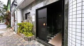 Memorial Hotel - Image 4