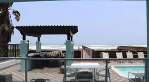 Beachfront 3 Bedroom Condo - Image 5