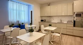 Apartment 81 - Image 5