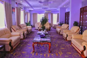 Royal Gardens Hotel - Image 3