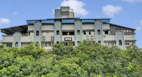 Hotel O Golden Suites - Image 5