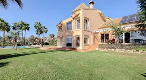 Villa \"Alcaidesa Vistas al Mar\" mit Meerblick, Pool & WLAN - Image 4