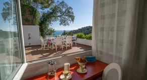 Villa Alpago Piscina Privada Vistas Mar Aire Acondicionado - Image 4