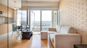 VIVA Stadium Residence Studios - Image 2