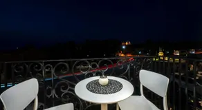 Domus Boutique Hotel - Image 5
