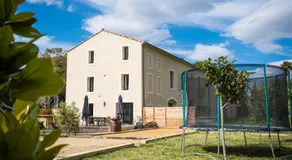 Domaine de Mérins, 10 couchages avec piscine, face à la rivière, à 4km de la plage - Image 4