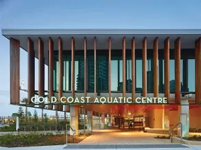 Broadwater Waterfront Balcony near Sea World - Image 5