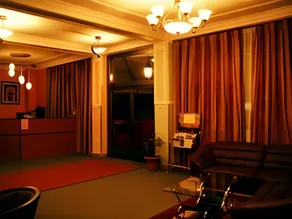Pacific Hotel - Image 3