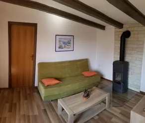 House Ivor - Image 2