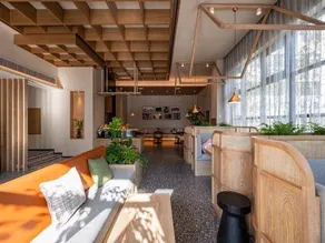 TRUE HOTEL - Image 2