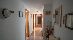An apartment in Xeraco with 3 bedrooms, located near beach and Gandia - Image 3