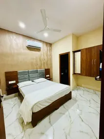 Hotel Nest - Image 2
