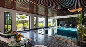 Liberty Hall Tam Coc Hotel & Villa - Image 2