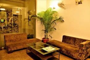 Hotel Royal Park - Image 2