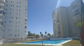 Apartamento Bajo en Valdelagrana, Primera Línea de Playa - Image 2