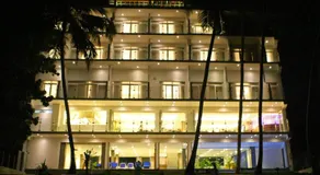 Sayura Beach Hotel - Image 2