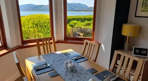 Lochview Guesthouse - Image 2