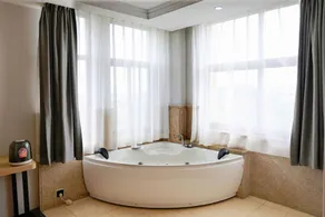 GreenTree Inn Jiangsu Wuxi Jiangyin Lingang New City Shengang Express Hotel - Image 2