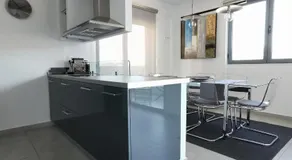 Sea breeze holiday apartment - Image 2
