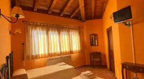 Hotel Hostería de Monzón - Image 2