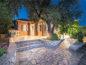 Villa på Zakynthos med pool og udsigt - Image 5