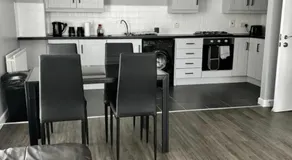 2 Bedroom Ground Floor Apartment - Image 3