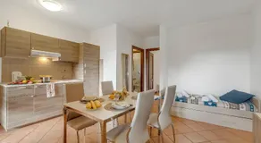 Residence La Perla with Shared Pool - Image 2