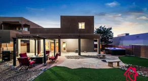 Desert Hills - An Irvie Home - Image 4