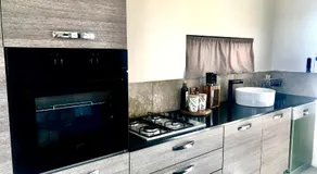 Salty Blue Beach House - Image 4
