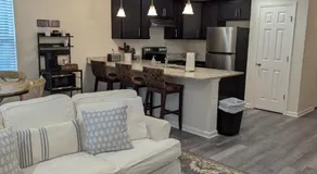4 Bedroom Townhome in Beautiful Jacksonville, FL - Image 3