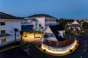 Holiday Inn Express Yuhuan Wetland Park by IHG - Image 3