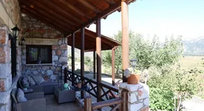 Mike Omalos Houses - Image 2