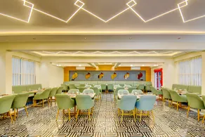 Palette Hotel Chakan K9 - Image 5
