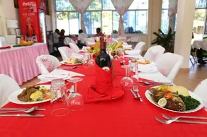 Merry Villa Hotel & Apartments - Image 4