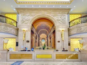 New Paris Hotel - Image 4