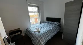 Double bed BW3 Accrington Burnley - Image 3