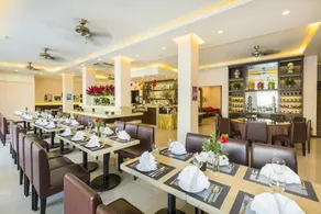 Hong Ha HOTEL - Image 4