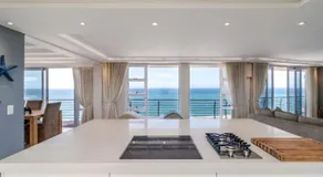 Penthouse ON the Beach - Live Like Royalty - Image 5
