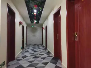 Arrived at the budget hotel - Image 5