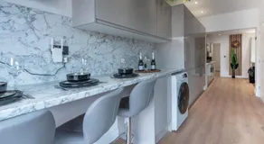 Open Mind Property- Bognor Bliss, Hot Tub & Parking - Image 3