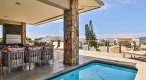 17 Sanganer Avenue, Plettenberg Bay Holiday Home - Image 4