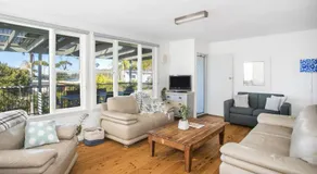 Surfside Cottage - Image 3