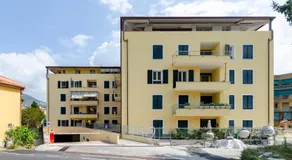 JOIVY Flat with Terrace & Parking - Image 5
